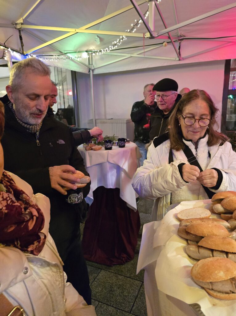 Gewerbestammtisch Dezember 2025 beim Christkindlmarkt - Bild 6
